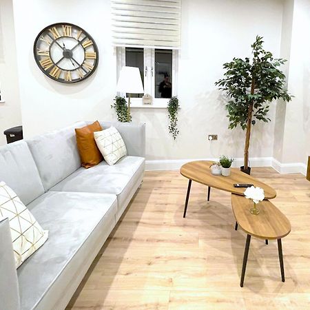 Shrewsbury Apartments By Bevolve - Free Parking Dış mekan fotoğraf